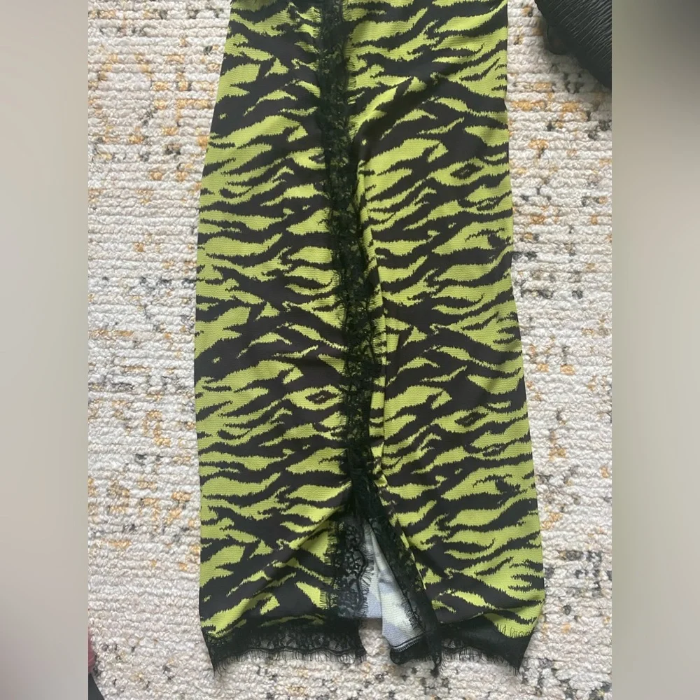 ZEBRA PRINT LACE SLIP DRESS - Picture 6 of 8